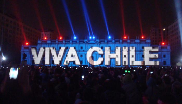 Resultado de imagen de ROSA CON COLORES CHILENOS